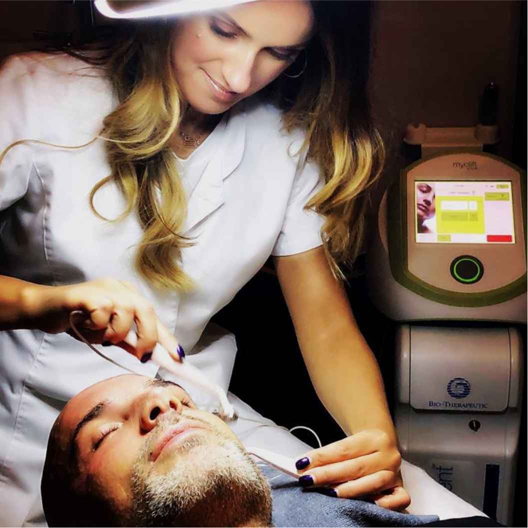 7e Microcurrent Microcurrent Revolution: Boost Skin Health with Non-Surgical Therapy ...