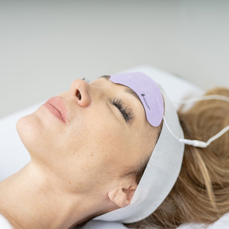 Top Reasons to Use a Conductive Forehead Mask with Microcurrent – 7E ...